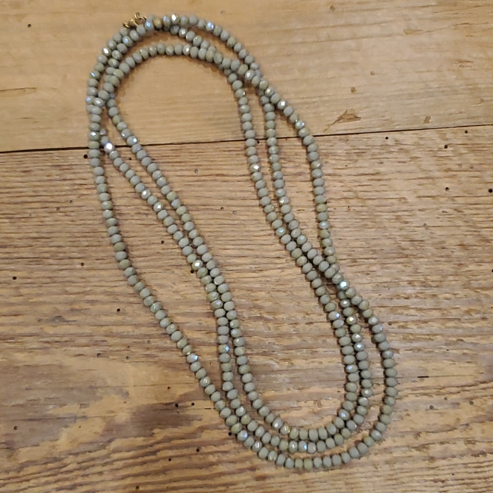 Trendy triple wrap necklace